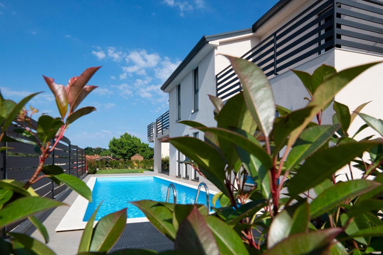 Marcante Family Villa With A Pool Πόρετς Εξωτερικό φωτογραφία